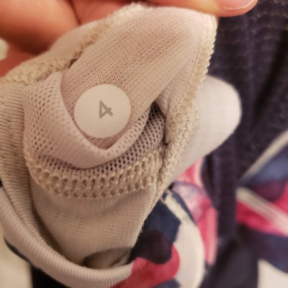 Lululemon Tank top - Picture 2 of 9